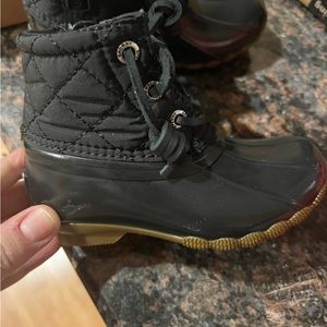 Black toddler rain boots